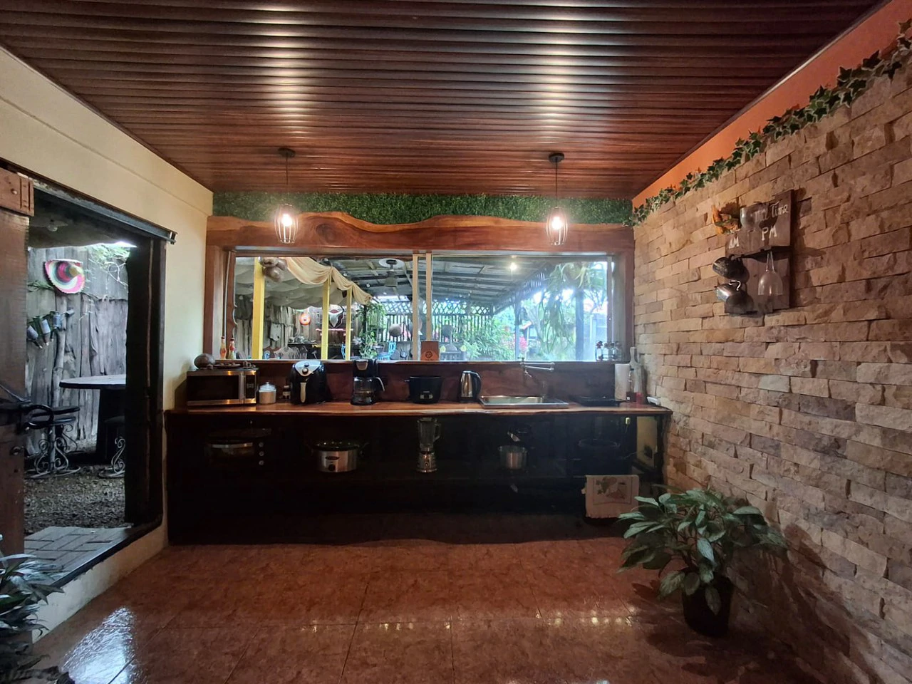 Casa Scenic Escape: Stylish cabin home with Panoramic Views!Views! - Gallery image 3