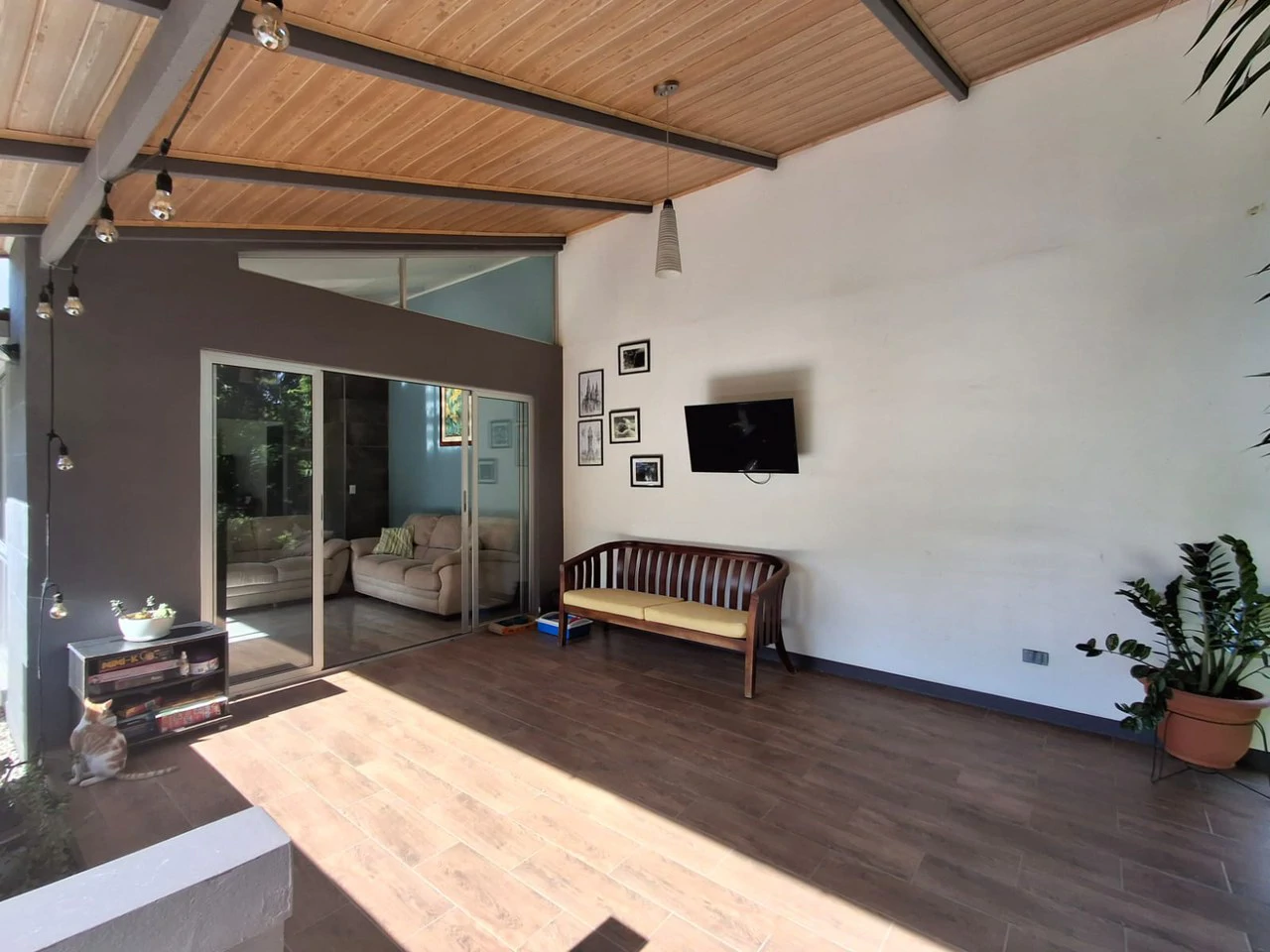 Casa Hacienda: Modern single level in Prestigious Hacienda del Paseo - Gallery image 8