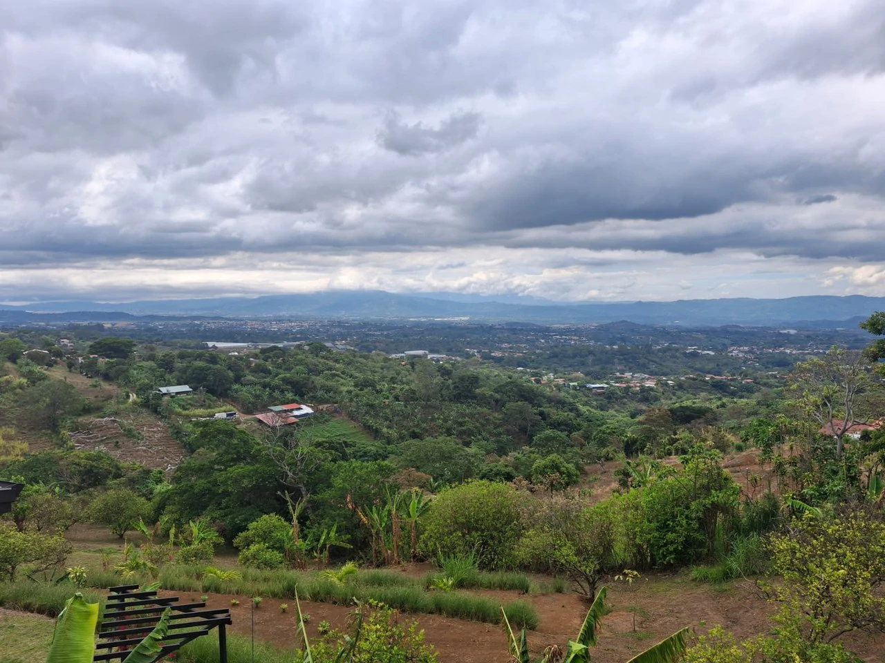 Hillside Wonder...: Premium City View Homesite Ready to build! - Gallery image 4