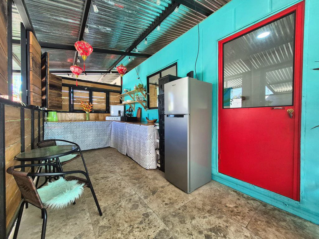 Casa Nomad: Affordable Beachside Living in Samara – Unique 2-bedroom Container home – Walking Distance To The Beach - Gallery image 15