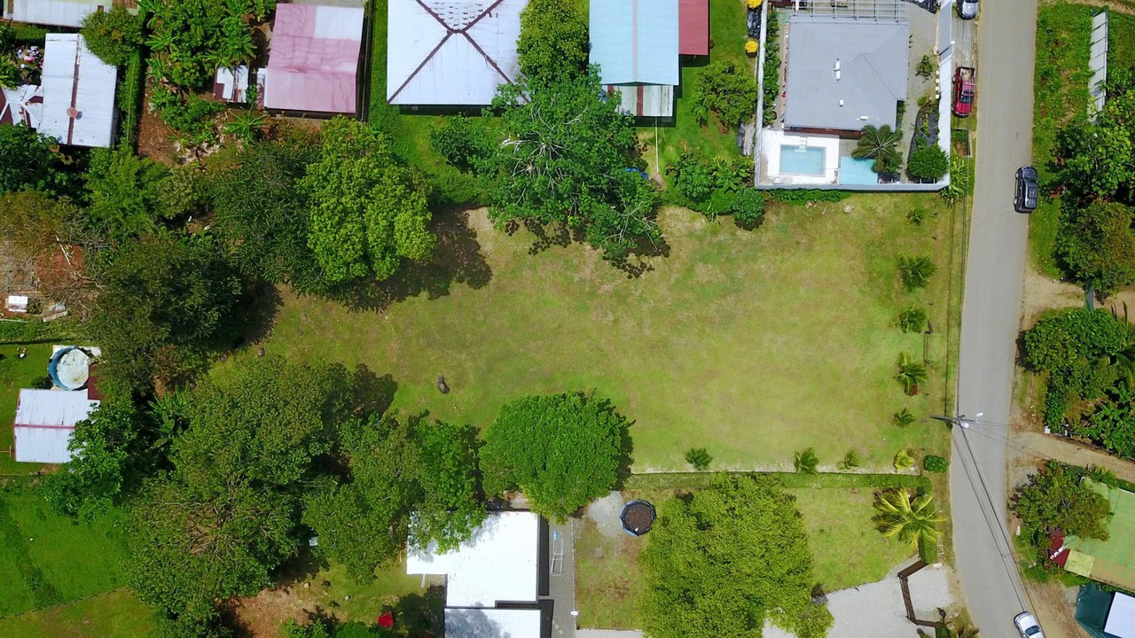 0.60 ACRES – Land In Prime Location, Flat and Usable, Commercial or Residential, Two Wheel Drive Access, Ready to Build! - Gallery image 2