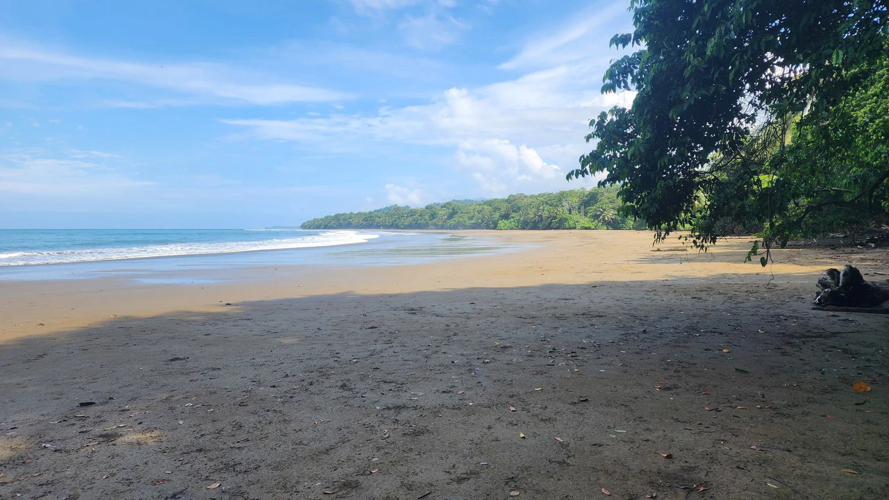 Villas Azul: Direct Beach Front Access in Uvita, 3 Villas, 2 Casitas, Development Land Piñuelas Beach, Uvita, Puntarenas, Costa Rica - Gallery image 80