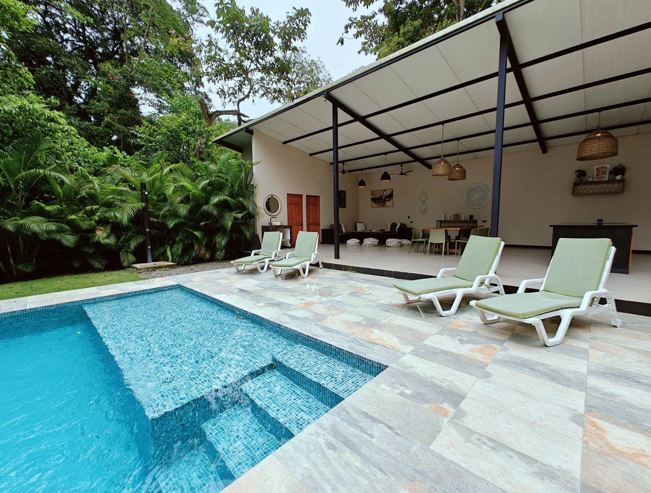 ID 751: Turn-Key Villa with Proven Income Near Cahuita National Park – Main House, Casita, and Stunning Pool on Over Half an Acre - Gallery image 30