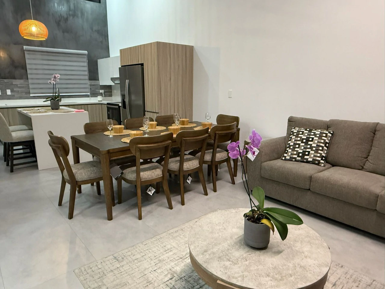 Modern Tropical Home. Playa Herradura: Near the Beach. Modern Tropical Home. Playa Herradura Costa Rica - Gallery image 2