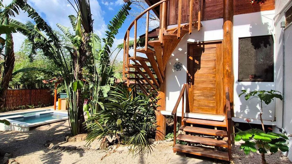 Casa Jungle Tree: PRICE DROP - Tropical Living with Pool, Expansion & Vehicle Included – Ready to enjoy the Pura Vida Lifestyle! - Gallery image 11