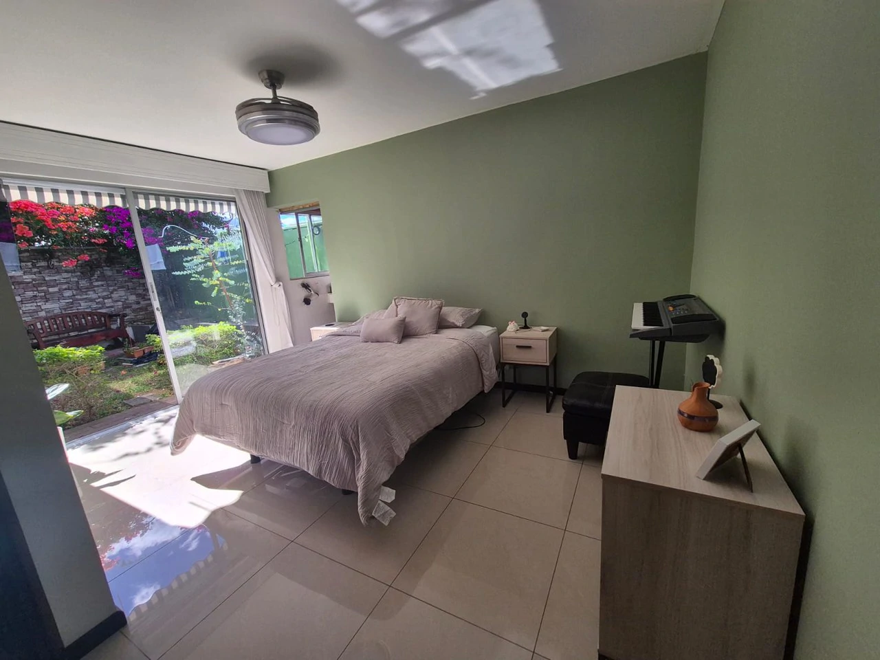 Beautiful House for Sale in a Gated Community - Gallery image 28