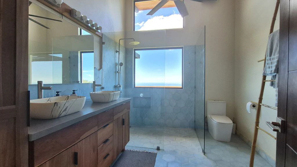 Casa Pacifica: Contemporary Home with Spectacular Ocean View - Pool and Jacuzzi - Gallery image 26