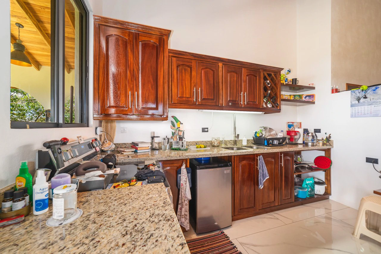 Altos de Socorro: Hilltop Farm with Expansive Ocean Views - Gallery image 22