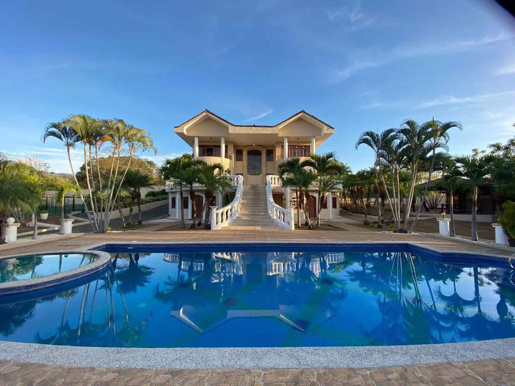 ID 3902:: Breathtaking Mountain View - Home for Sale - Gallery image 42