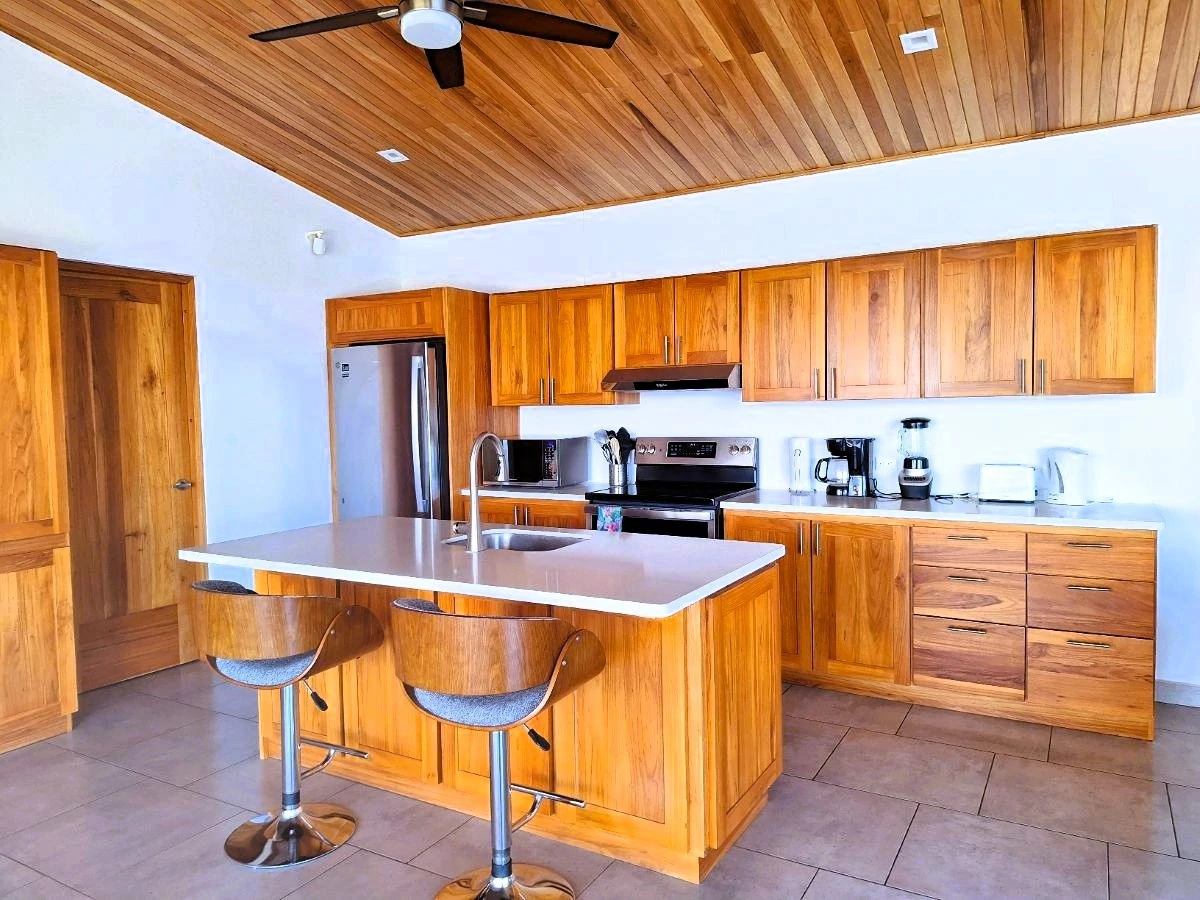 Atenas Hillside Escape: Private Hillside Retreat in exclusive Roca Verde - Gallery image 7