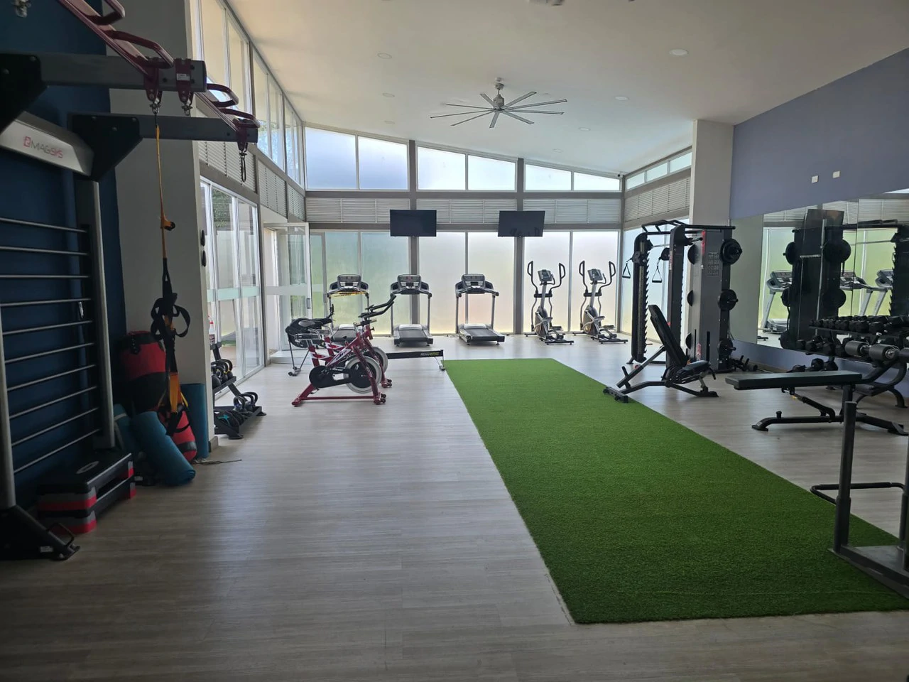 House for sale in Blue Condominium - Gallery image 36