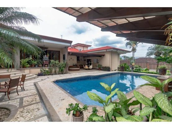 House For Sale in Escazú - Gallery image 2