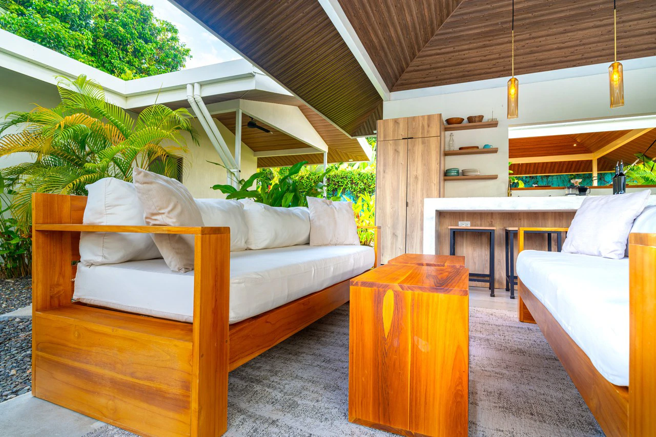 Income Ready Boutique Investment near Whale's Tail Beach - Gallery image 28