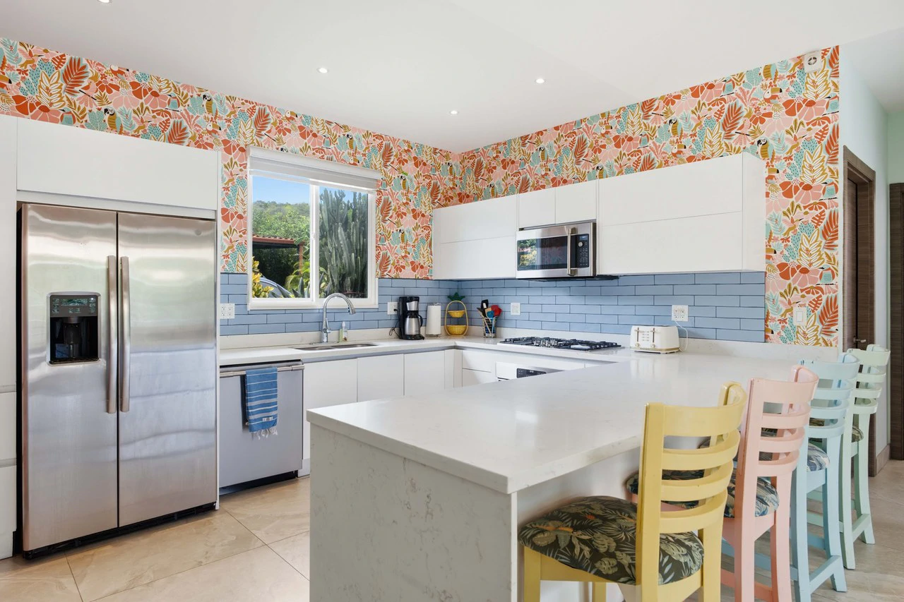 Casa Oasis: 3BR Main Residence + 2BR Guest House with Pool in Mar Vista, Playa Flamingo - Gallery image 5
