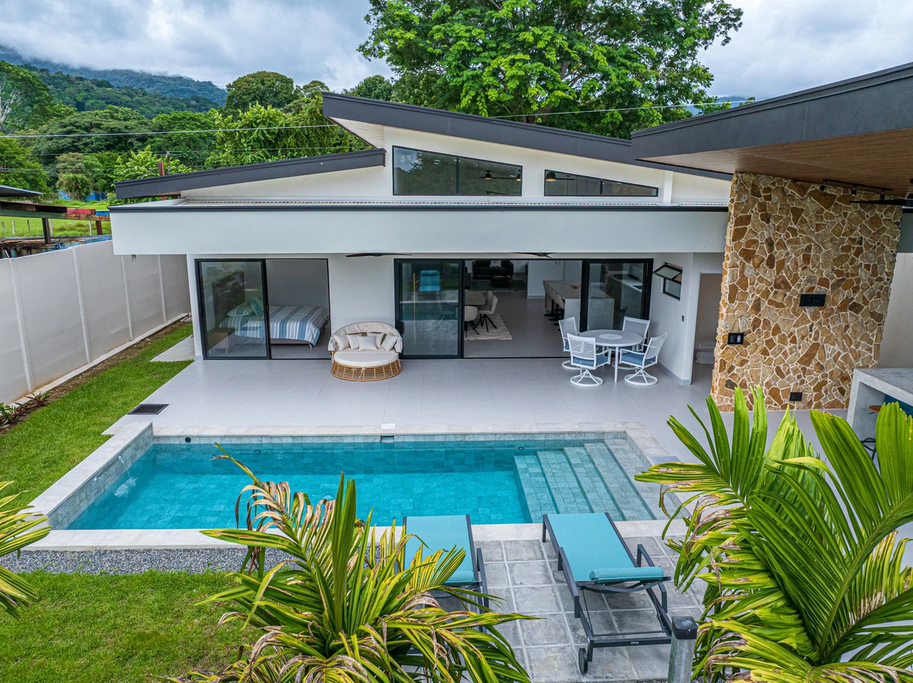 Casa Libelula –: Brand New Modern Tropical Home in Uvita - photo 4