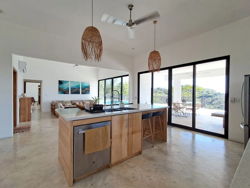 Casa Gostosa: Stunning Modern Home with Panoramic Views – 3 Bedrooms, Pool, and Peaceful Setting - Gallery image 6