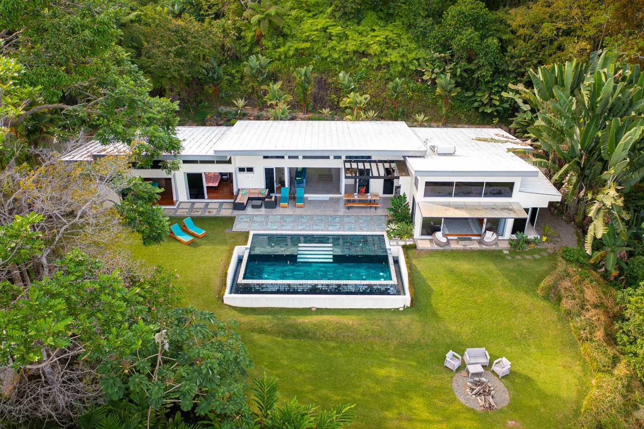 Villa La Luna Gated Estate, Mountainside Home and Whale Tail Views: Mountain House For Sale in Escaleras - Gallery image 4