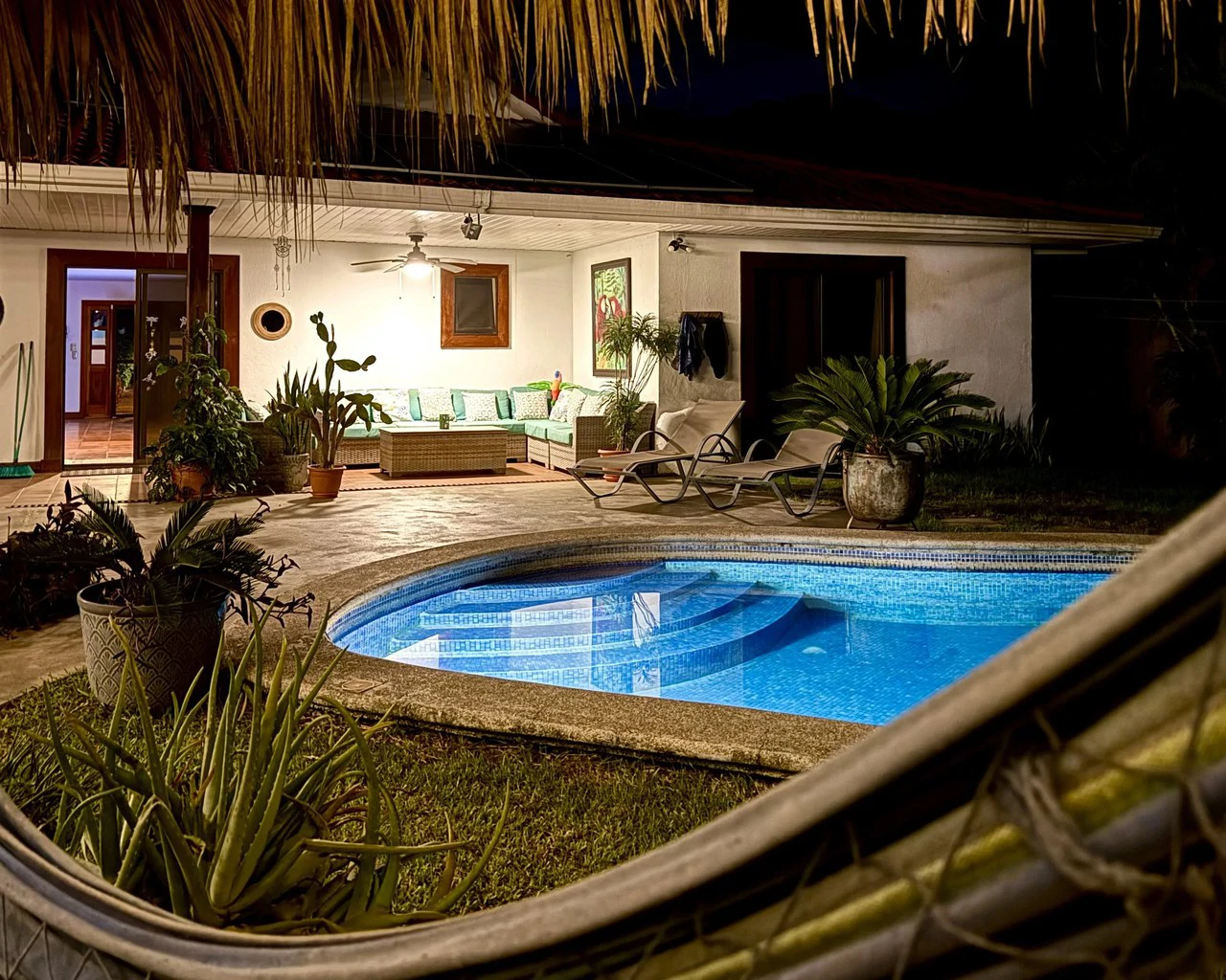 Tropical Villa 519: $629,950 USD Gated Los Delfines Golf & Country Club Beachfront Village. 5 min walk to Swimming beach in Bahia Ballena on the Southern Nicoya Penisula - Gallery image 3