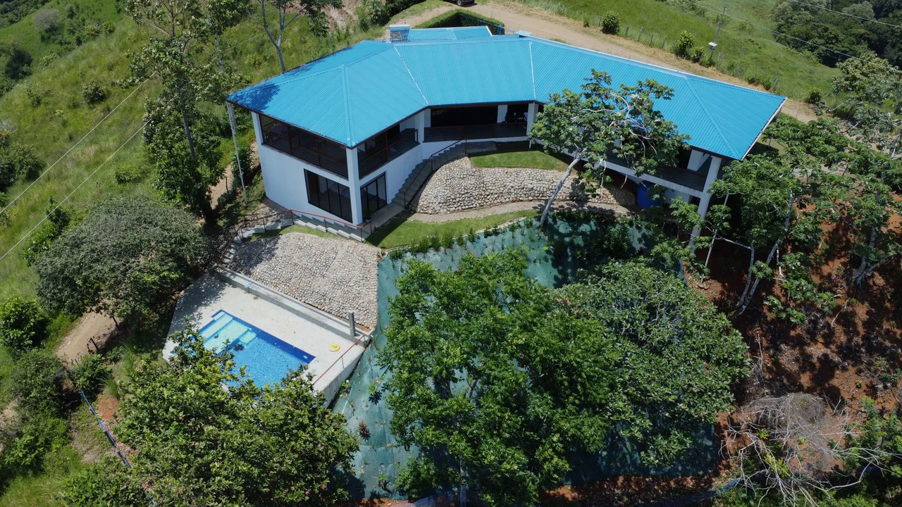 1.97 ACRES – 3 Bedroom Home With Pool, 360 Degree Mountain And Ocean View!!!!: Near the Coast and Mountain House For Sale in Platanillo de Dominical
