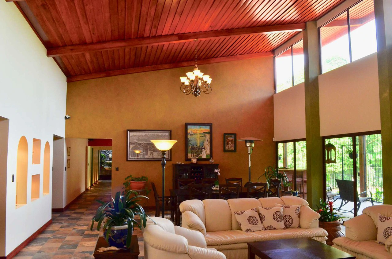 HOUSE IN TIROL HEREDIA: Leave surrounded by nature and peace - Gallery image 18