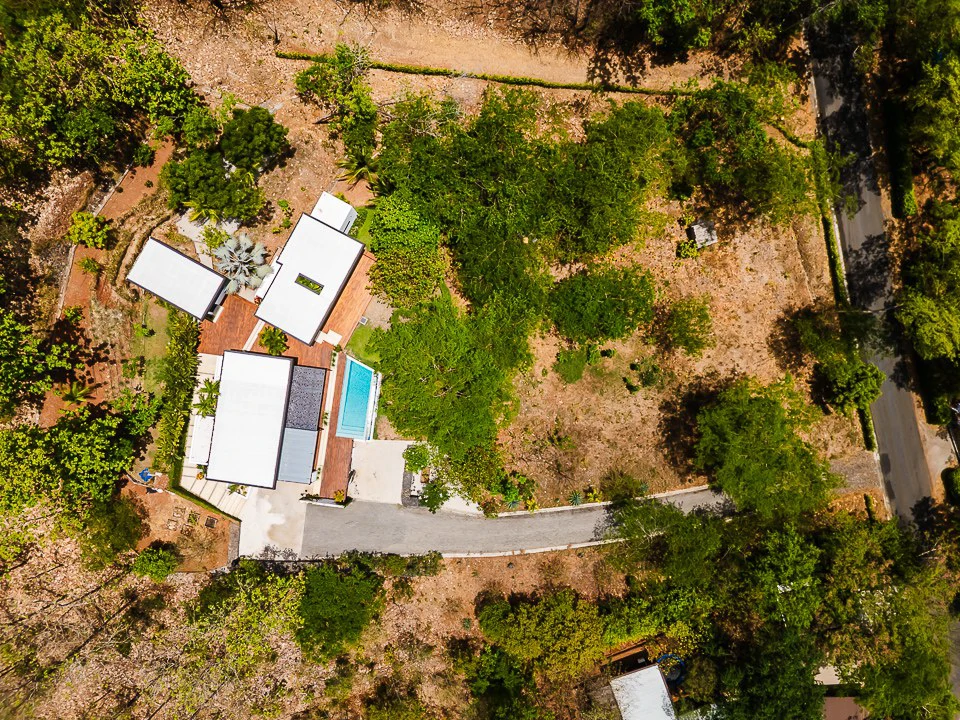 Casa Kalachuchi: Gorgeous Modern Jungle Oasis with Sunset Views in Gated Community - Gallery image 59