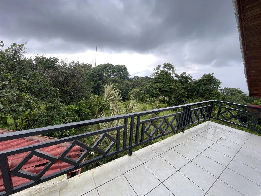 Nuevo arenal: Looking for a Property to Develop Family Residences with Lake Views? - Gallery image 40