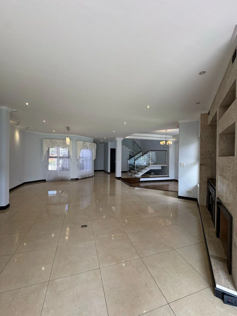 Casa La Guaria: House For Sale in Barrio La Guaria - Gallery image 11