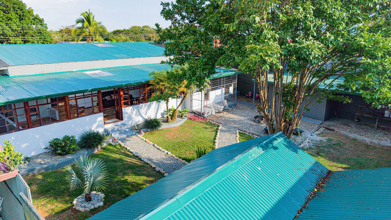 Completely Renovated 5 Bedroom Home in the Heart of San Isidro - Gallery image 2