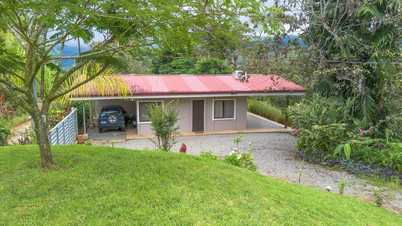 Multi-Family Compound, 4 Fully Furnished Units | 15 Minutes to the Beach - Gallery image 3