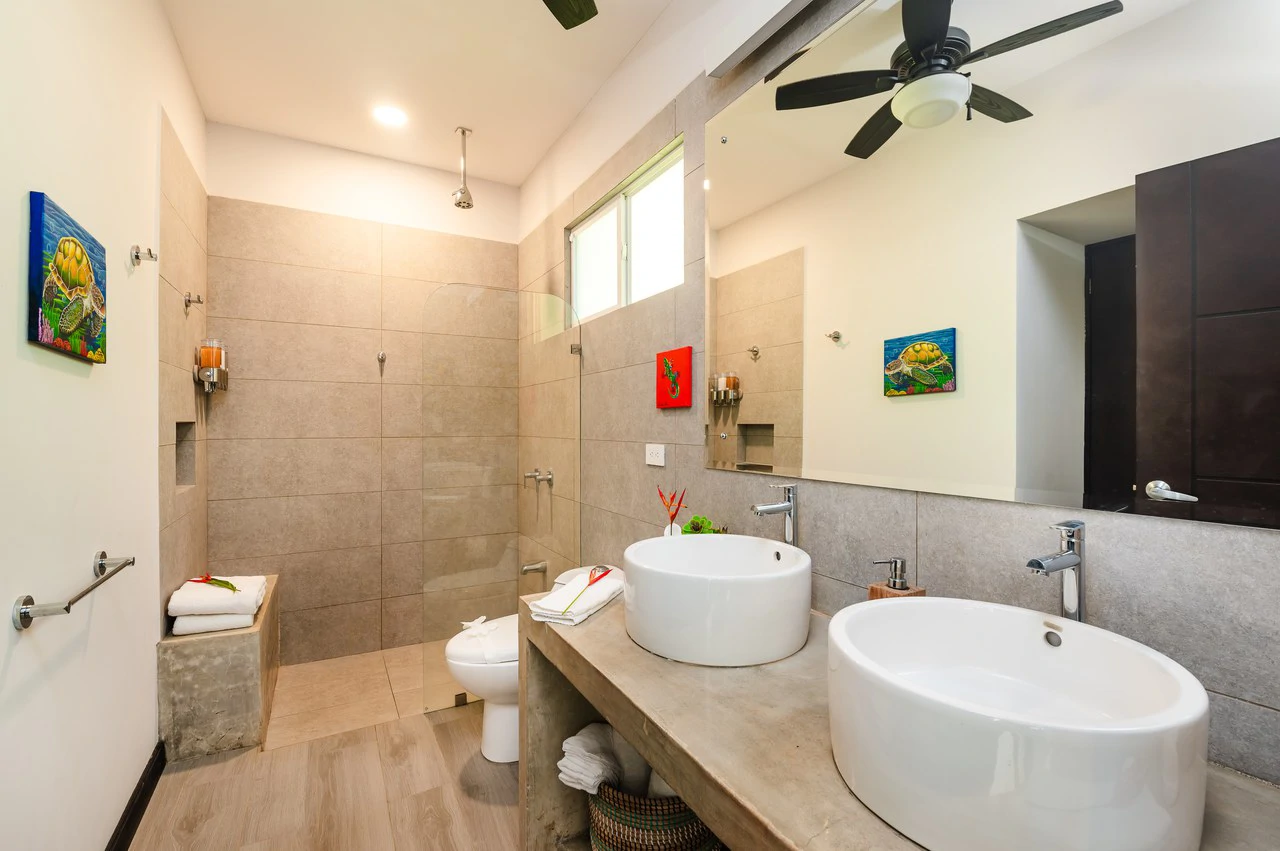 The Point #2: Luxury Modern Villa with Casita in Gated Playa Avellanas Community - Gallery image 8