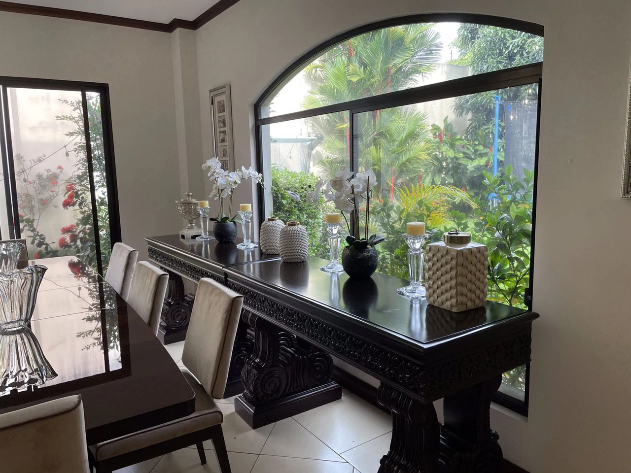 House For Sale in Lindora - Gallery image 2