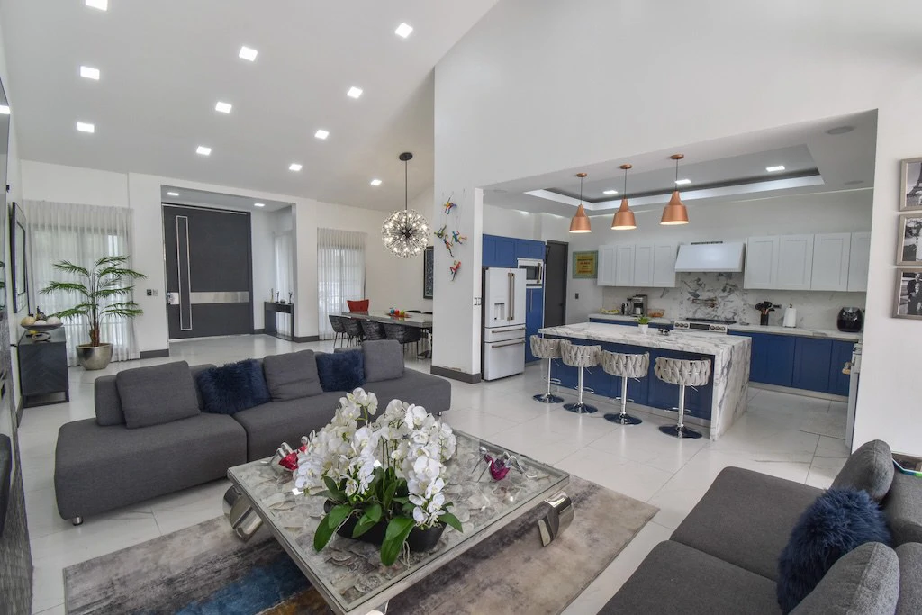 House For Sale in Lindora - Gallery image 8