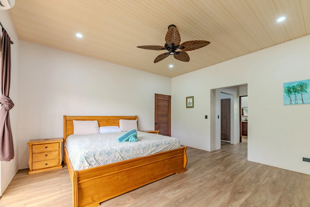 Mountain House For Sale in Quepos - Gallery image 24
