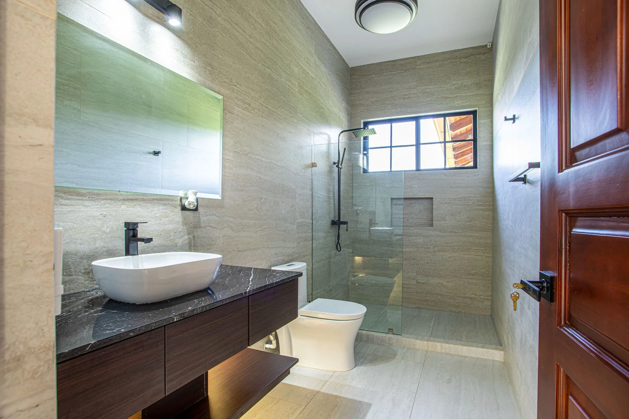 Modern Home for Sale in Atenas, Costa Rica - Gallery image 4