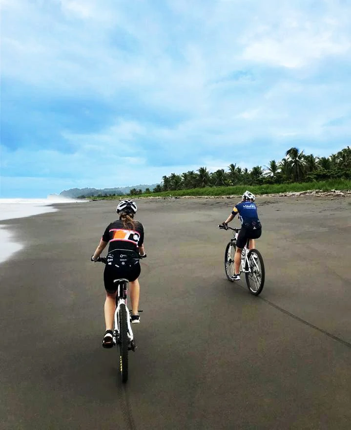 Playa Hermosa Oceanfront Lot 30: Amazing beach front lots for sale in Playa Hermosa in one of the most luxurious and private beach communities in Costa Rica! - Gallery image 8