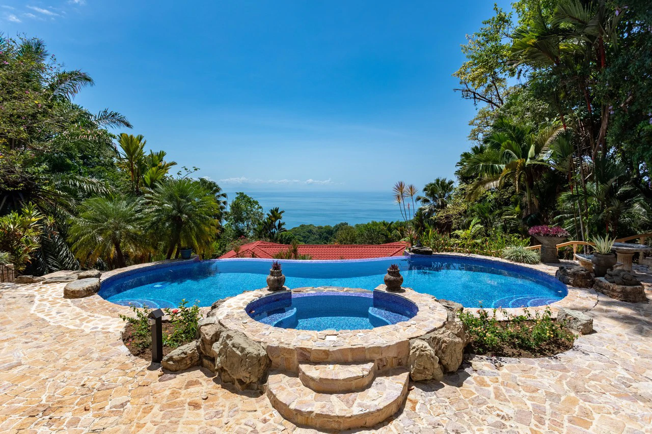 Nido Escondido Luxury Home in Private Community in Dominical - Gallery image 3