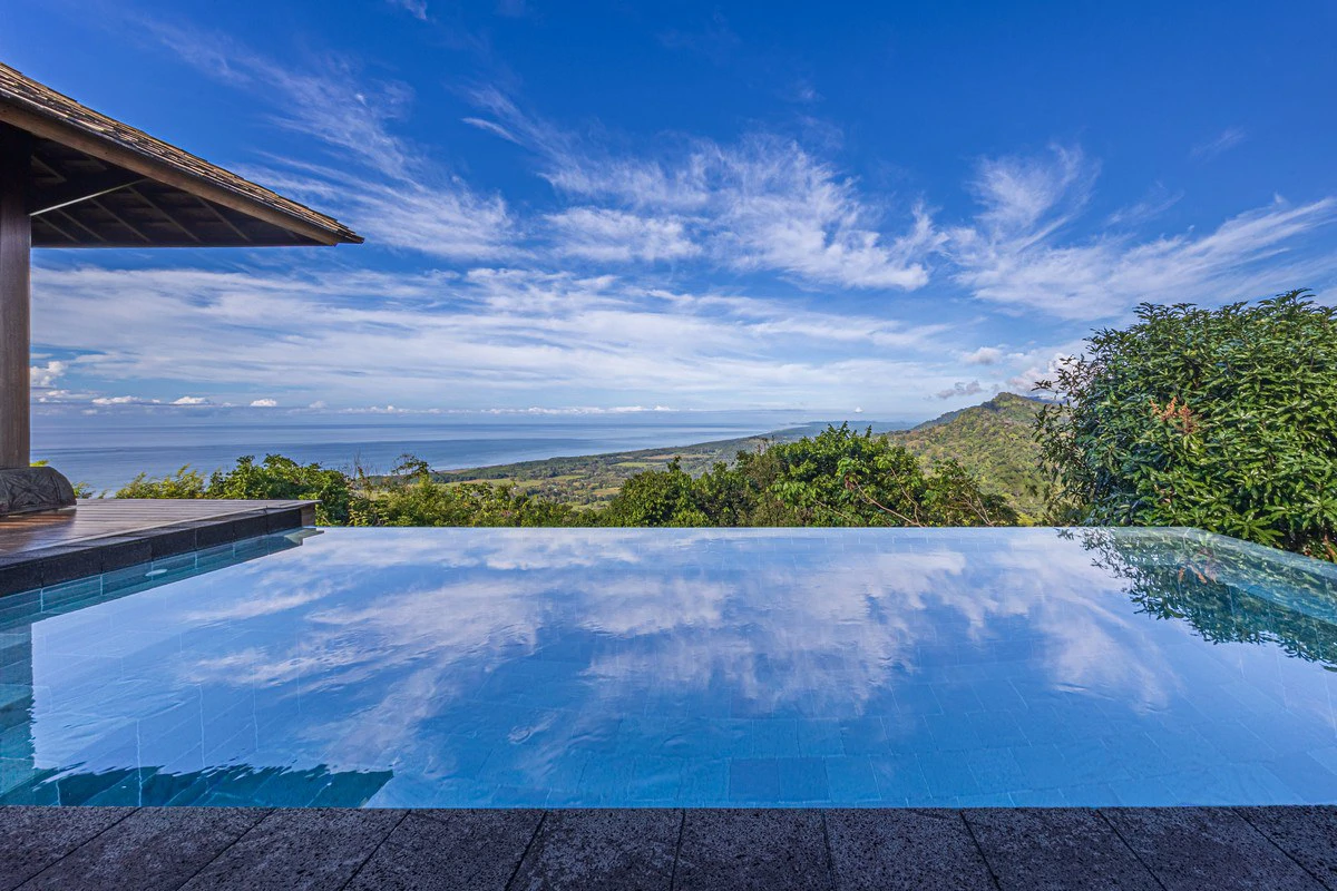 1.37 ACRES – 2 Bedroom Bali Style Home With Pool And THE BEST Ocean View!!!!! - Gallery image 6