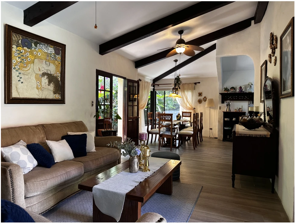 Casa de Luz in Pozos, Santa Ana: Discover Casa de Luz: your refuge in the midst of chaos! - Gallery image 3