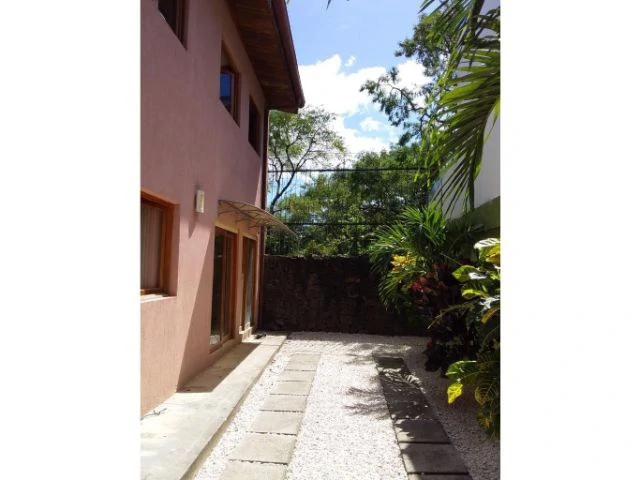 Private house for sale, detached and spacy modern 3-bed home for sale in the center of Liberia - Gallery image 5