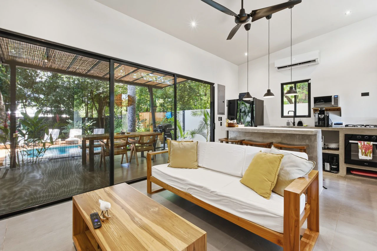 Casa Tatou: Private Pool & Walk-to-Beach Living in Surfside Playa Potrero - photo 3