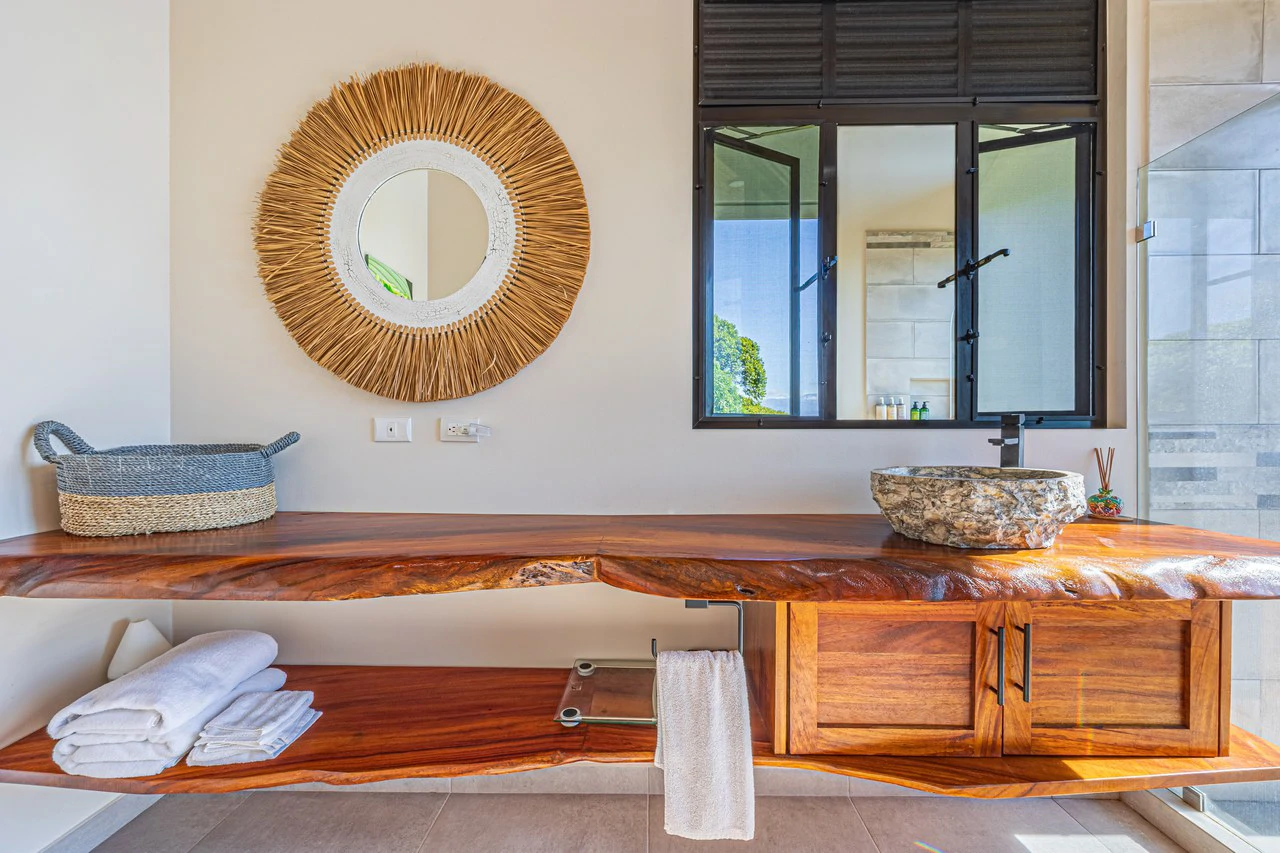 Iconic Luxury Estate with Unmatched Mountain Views | Manuel Antonio Estates - Gallery image 15