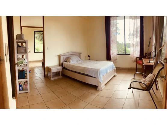 Venta de una hectárea con vivienda principal en Herradura: ¡Your Own Paradise in Herradura, Costa Rica! - Gallery image 16