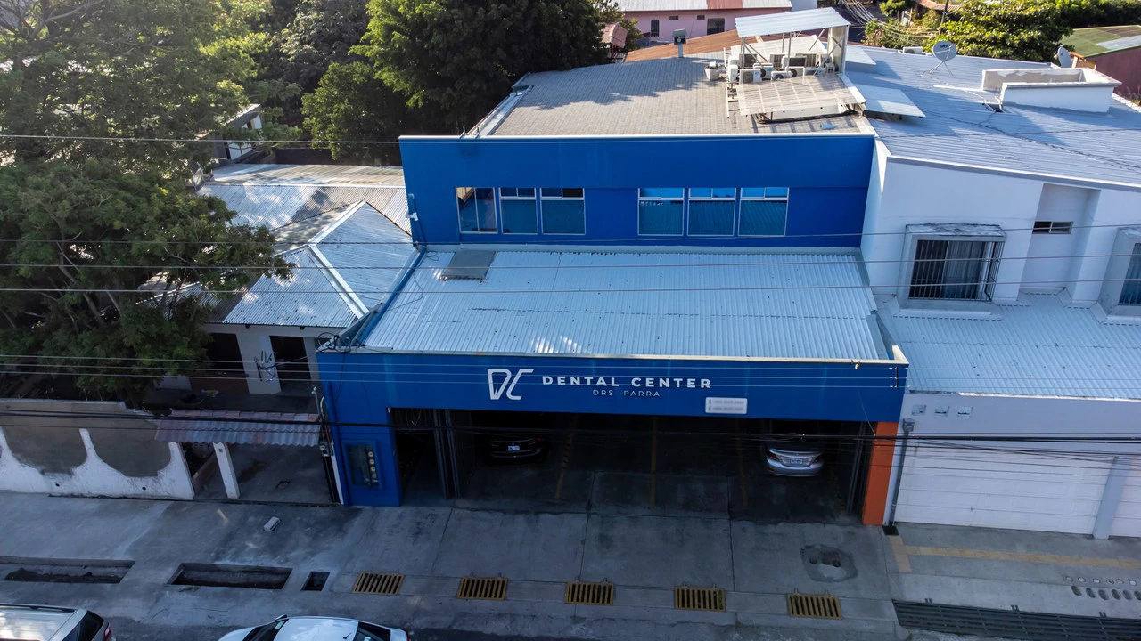 L-130: Building with fully equipped dental clinic - Gallery image 13