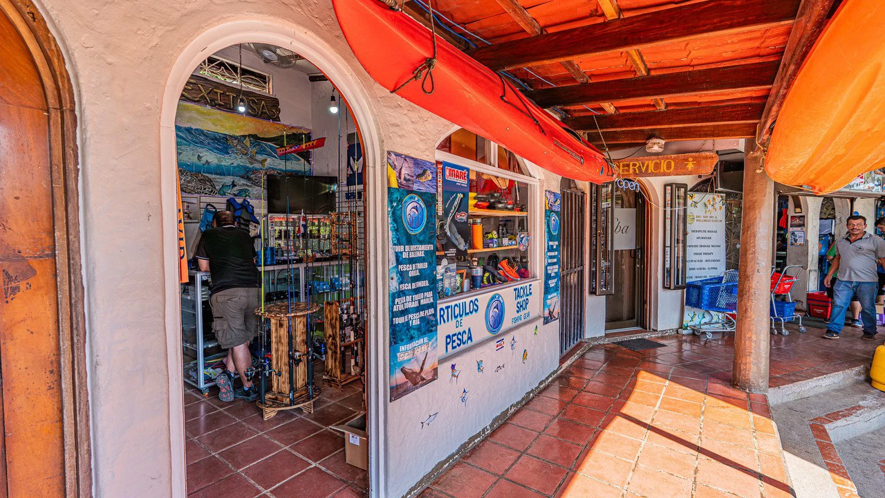 Prime Commercial Plaza for Sale in Playa Dominical - Gallery image 19