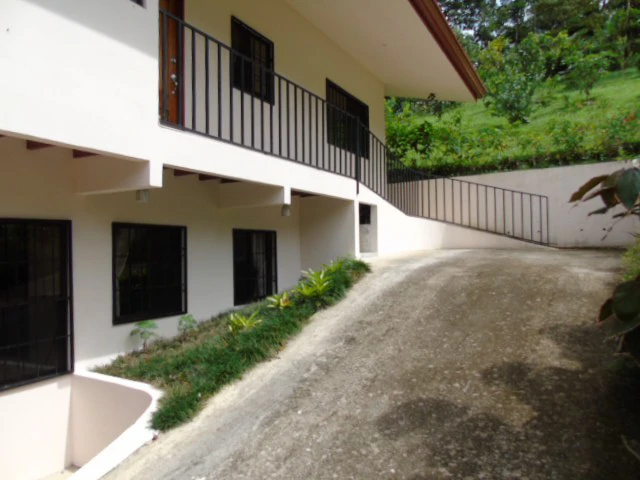 Ideal B & B Property: 3 separate Buildings. Lake & Volcano View. Owner financing available. - Gallery image 14