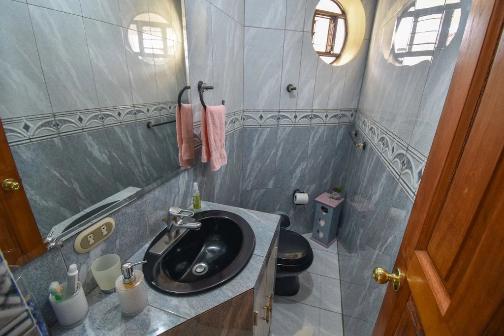 House For Sale in Trejos Montealegre - Gallery image 19