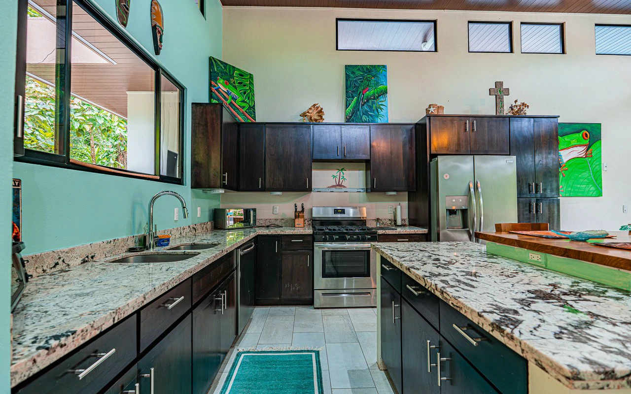 Riverfront Baru Estate Luxury Oasis Walkable to Playa Dominical - Gallery image 20