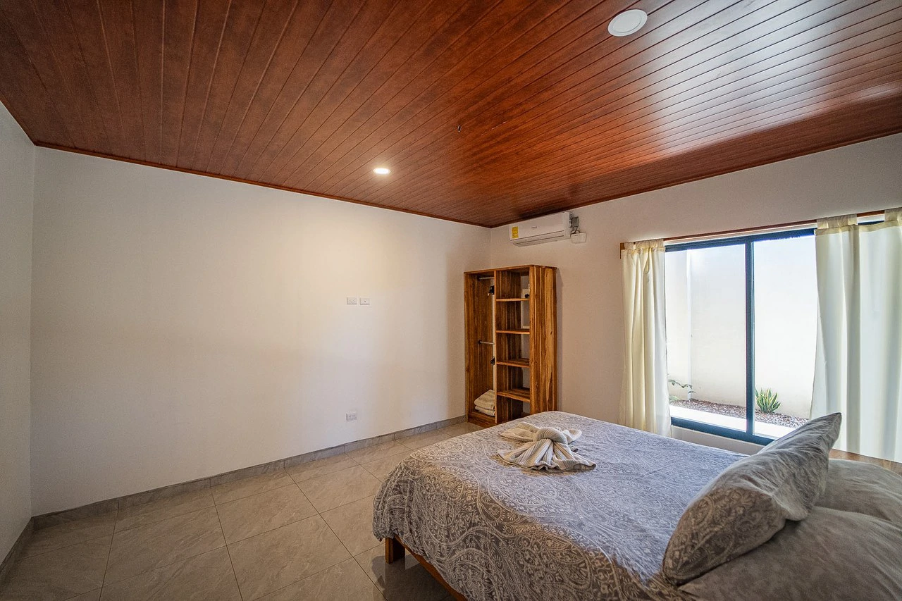Casa Cielo y Tierra: In Town Income Generating Duplex - Gallery image 9