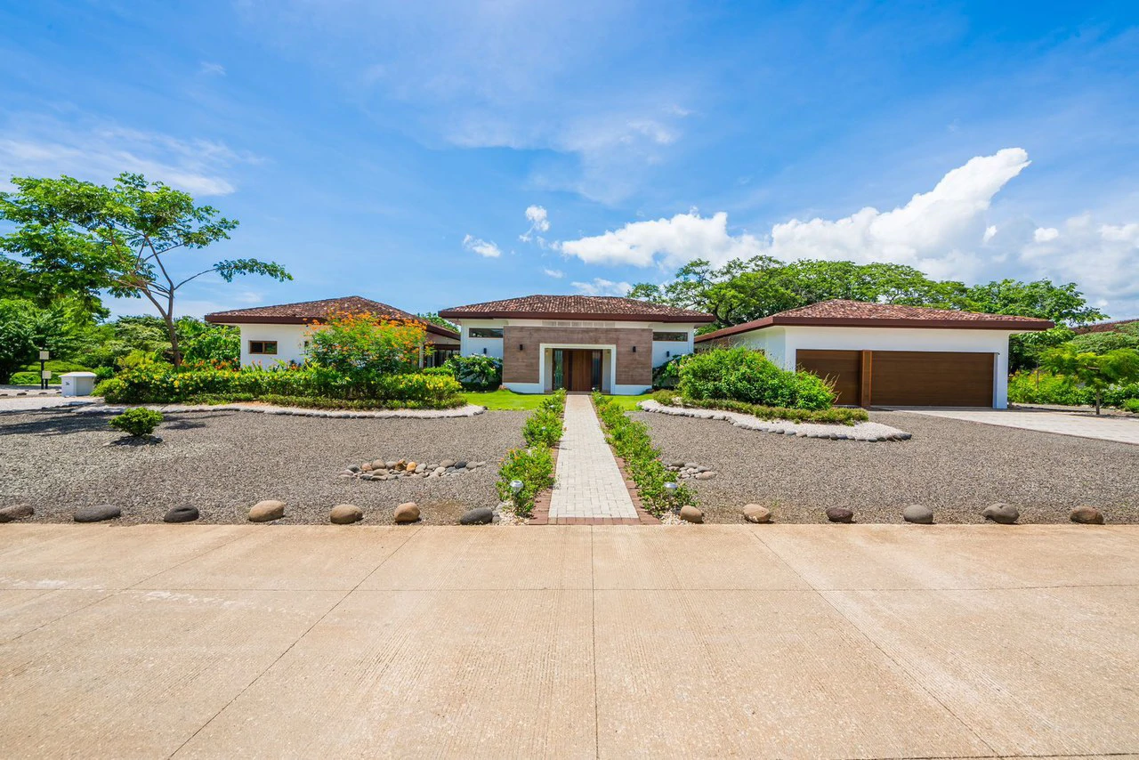 Luxury house for sale in Guanacaste - Gallery image 39