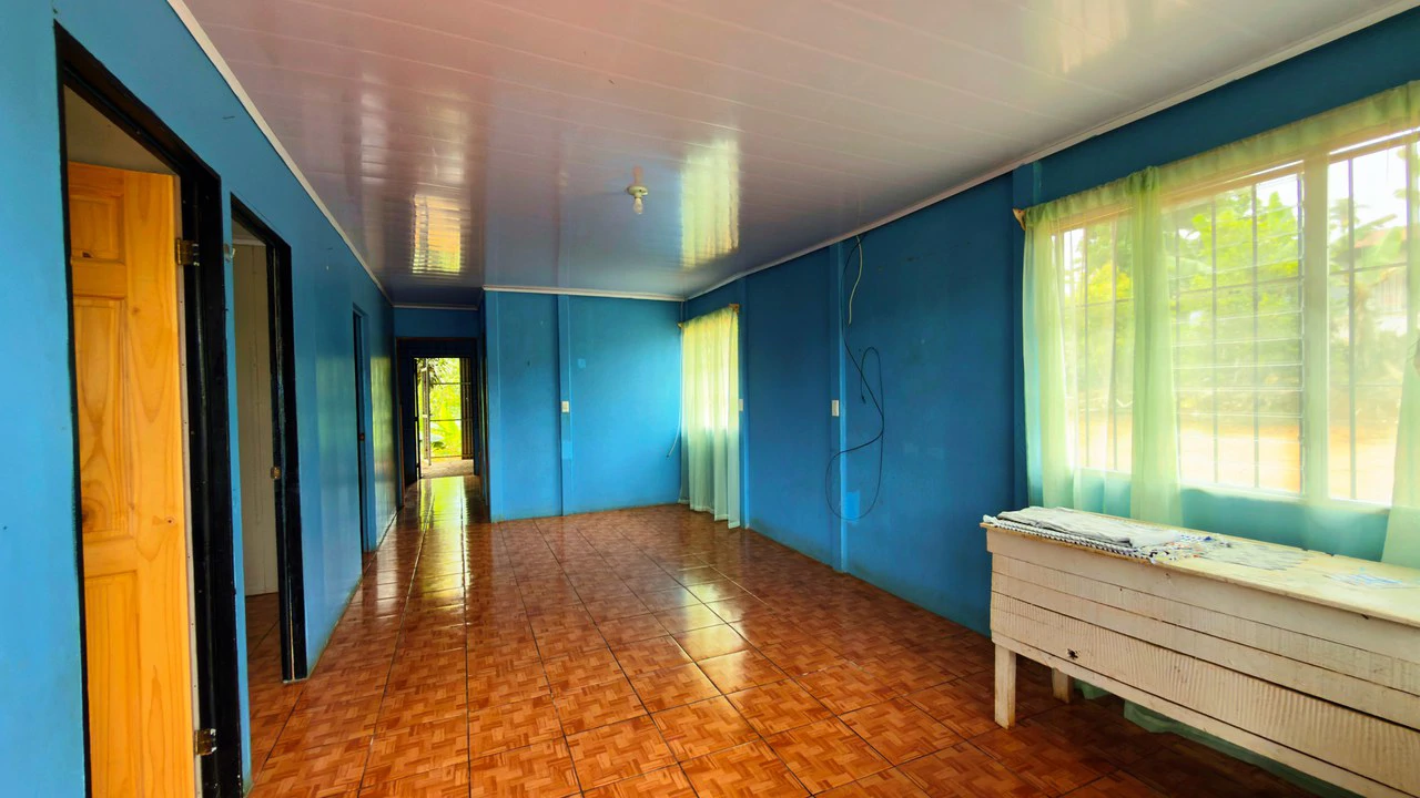 Countryside House For Sale in San Pedro - Gallery image 5